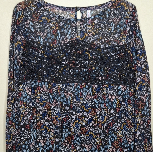 Xhilaration | Floral Print Boho Dress Crochet Lace Front Sheer Upper & Sleeves - Picture 2 of 8